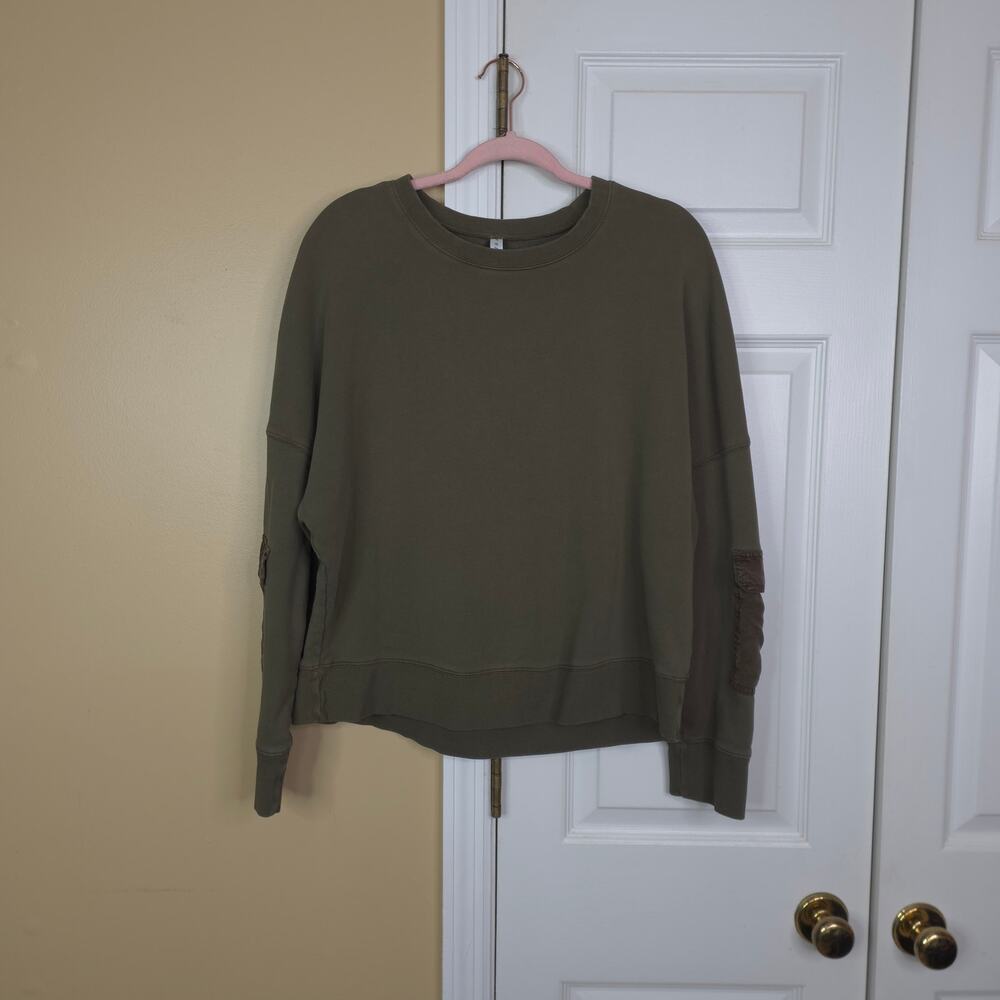 Fabletics Pearl French Terry Crewneck Sweatshirt 2044612 in Avocado Size XL